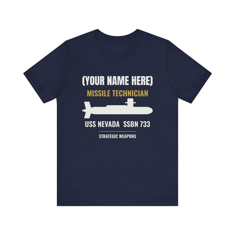 Personalisiertes T-Shirt für Raketentechniker auf U-Booten – mit individuellem Namen und U-Boot-Motiv – Geschenk für Veteranen der strategischen Waffentechnik Bild 7