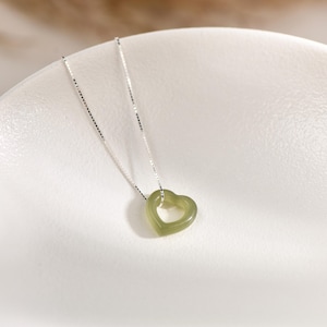 Minimalist Lucky Guardian Heart Jade Choker, Natural Pendant Adjustable Chain Necklace, Green Jade Charms & Amulets, Lover Gift For Her