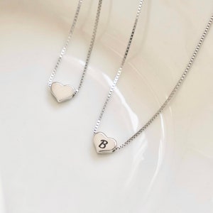 Collier lettre initiale sur coeur en argent sterling, collier prénom alphabet personnalisé S925, collier prénom personnalisé, cadeau d'anniversaire pour elle