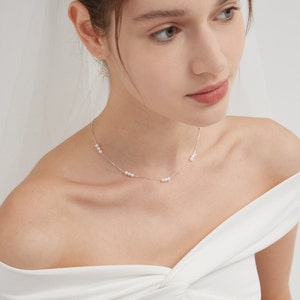 Collana in argento sterling con perle d'acqua dolce naturali, girocollo di perle S925 placcato in oro, gioielli con pietre portafortuna per la sposa, regalo per lei immagine 4