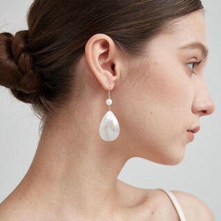 Orecchini Pendenti Geometrici Con Perla D'Acqua Dolce SALAN – Fatti A Mano, Design Vuoto, Eleganti E Unici Per Donna