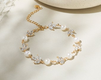 Natural Pearl with CZ Olive Leaf Bracelet, Gold Plated CZ Crystal Dainty Plant Bracelet, Wedding Bride Bracelet, Gift for Her