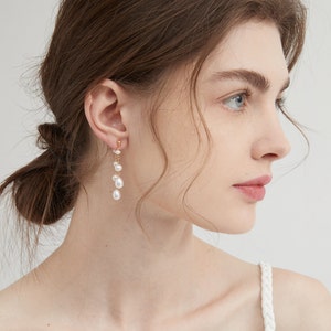 Boucles d'oreilles pendantes en perles naturelles, Puces d'oreilles en perles véritables, Boucles d'oreilles en argent sterling plaqué or, Boucles d'oreilles pendantes pour mariage, Cadeau pour elle image 7