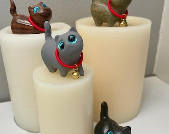 Figurine de chat - Mini chat en bois personnalisé avec nom personnalisé, décoration de chat avec de grands yeux bleus, cadeau pour amoureux des chats