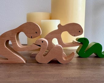Figurine commémorative serpent – Souvenir en bois représentant une personne et un petit animal de compagnie, cadeau commémoratif pour animaux de compagnie, cadeau pour les amoureux des serpents et des reptiles