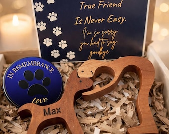 Caixa de presente memorial para cães – Estatuetas de madeira de cão e dono com nome personalizado do cão, vela de condolências e cartão de lembrança.