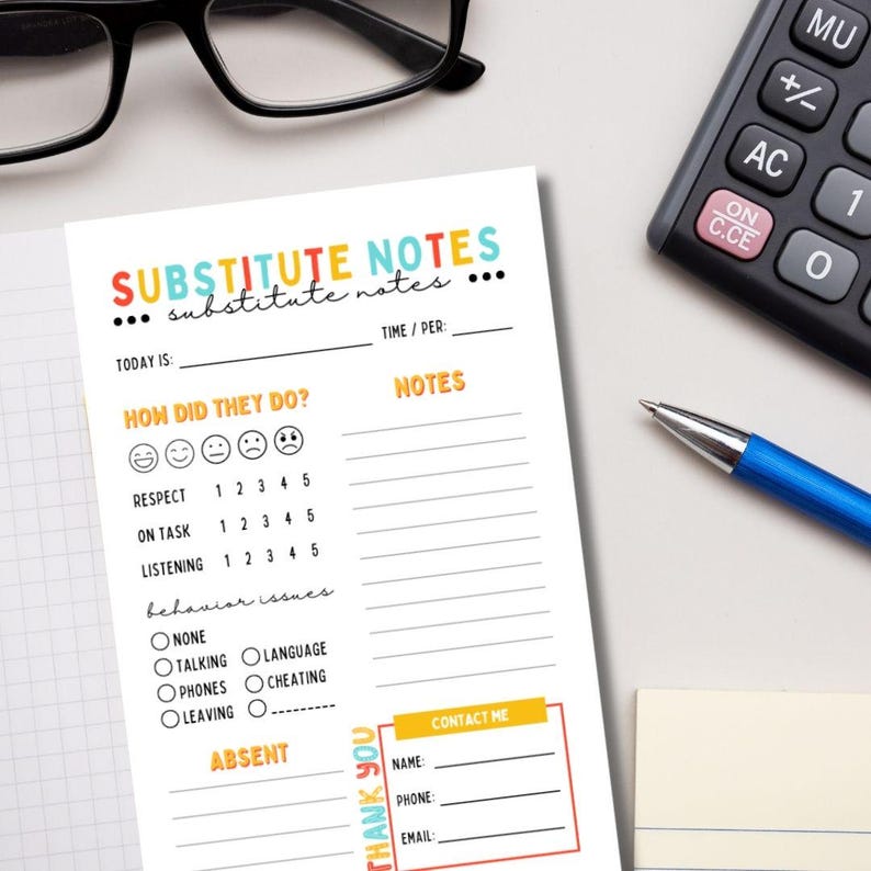Pu&ograve; includere: Un foglio di note per insegnanti sostituti stampabile con un design colorato. Il foglio include sezioni per la data, l'ora, il periodo di lezione, il comportamento degli studenti e note. C'&egrave; anche una sezione per l'insegnante sostituto per contattare l'insegnante.