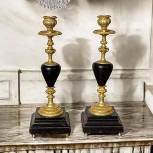 Französische Antike Bronze-Kerzenleuchter - Kerzenleuchter