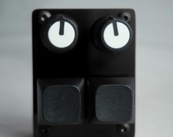 midiMe Compact Midi Controller with 2 Note Buttons 2 Potentiometers and LEDs