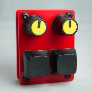 madMidiMini Compact Midi Controller with 2 Note Buttons 2 Potentiometers and LEDs