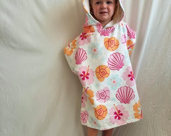 Seashell Hooded Beach Towel, Bath Towel, Child Towel, Baby and Infant Towel, Poncho, Soft Towel, Beach towel for kids