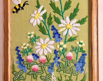 Broderie au point de croix avec abeilles et fleurs, encadrée, style bohème grand-père, 40,6 x 33 cm