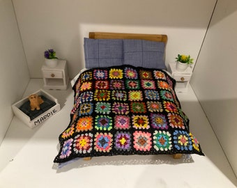 Crochet granny square blanket