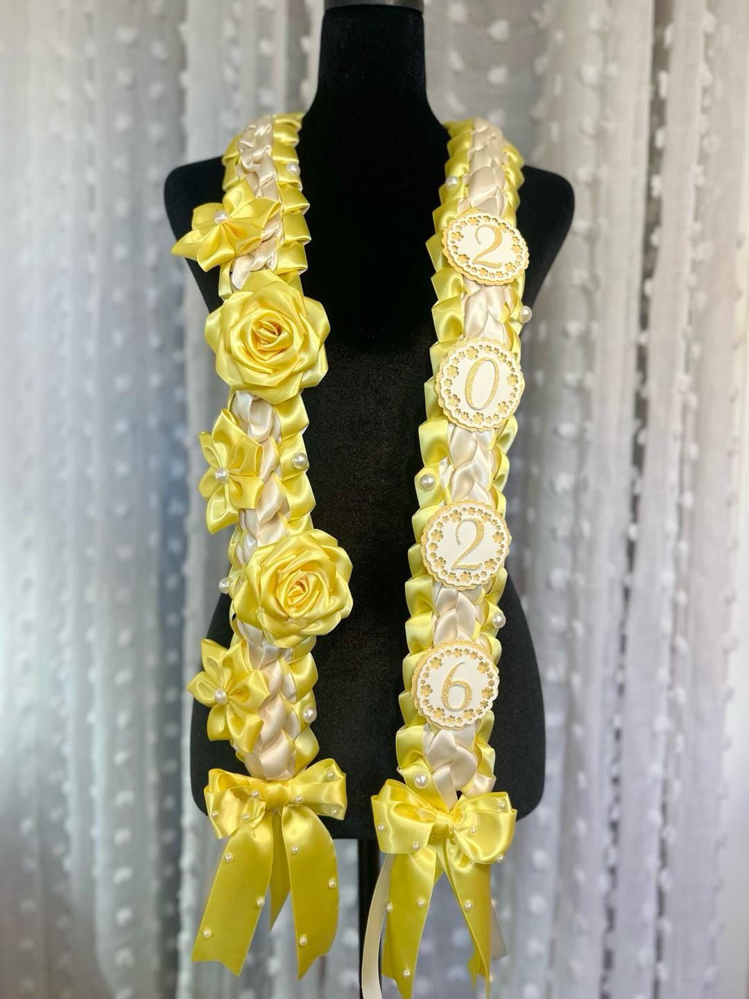 Lay For Graduation Personalized Graduation Lei With Flowers, Gift for Graduates, Custom ...