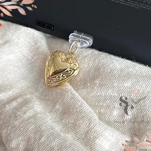Heart Kindle and Phone Charm Dust Plug | Type-C & Micro USB | Bookish Gift