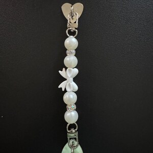 White bow Beaded Kindle Strap with Sticky Loops – Stylish & Functional E-Reader Accessory