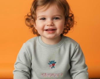 Embroidered Groovy Sweatshirt, Retro Groovy Girl Clothing, Floral Hippie Sweatshirt, Groovy Party Flowered Sweatshirts, Retro Vintage 70's