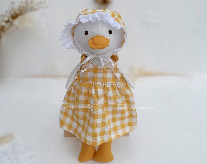 Baby daughter first doll - Handcrafted duck plushies - Stuffed animal toys - Gift for children