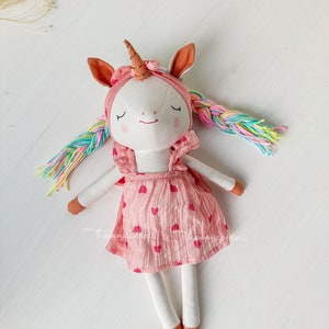 Einhorn Regenbogen Geburtstagsgeschenk - Handgemachte Stofftiere - Osternest - Geschenk für Kinder