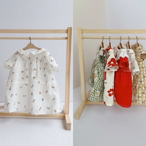 Portemanteau et cintres en bois pour poupée - Jouets sûrs pour enfants - jouets créatifs