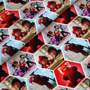Tela de panda rojo que se vuelve rojo Pixar Panda tela 100% algodón tela de algodón de dibujos animados por el medio patio