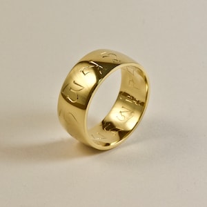 Buddhist Mantra Ring, Gold, domed