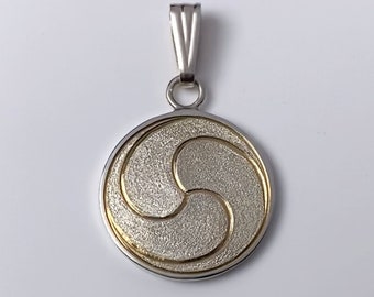 Gankyil - silver pendant