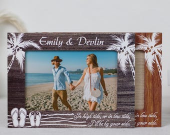 Cadre photo personnalisé pour couple sur la plage, souvenir de vacances personnalisé, superposition d'art 3D, décoration de palmier tropical, cadeau d'anniversaire pour elle et lui