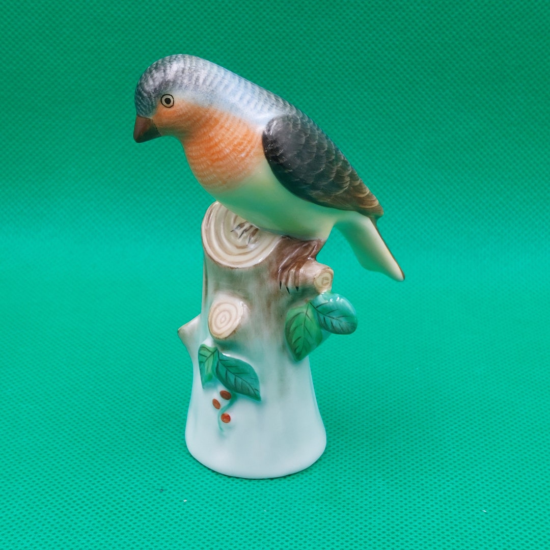 VINTAGE HEREND BIRD Midcentury Porcelain Bird Figurine Hungary Herend