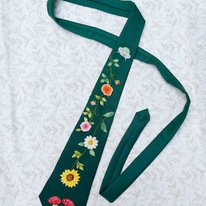 Hand Embroidered Tie, Floral Embroidered Tie, Father of the Groom gift, Best Men Gift, Bridal Gift, Father Gift, Father Of The Bride