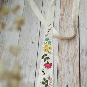 Hand Embroidered Tie, Floral Embroidered Tie, Father of the Groom gift, Best Men Gift, Bridal Gift, Father Gift, Father Of The Bride