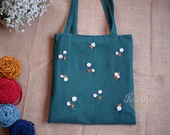 Embroidered tote bag / Eco-friendly linen bag / Hand embroidered floral tote bag / flower cotton embroidery bag / Personalized tote bag