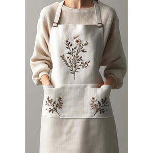 Natural Embroidered Floral Apron, Personalized Hand Embroidered Apron, Kitchen, Cooking, Florist, Gardening Apron, Gift for Her, Custom Name