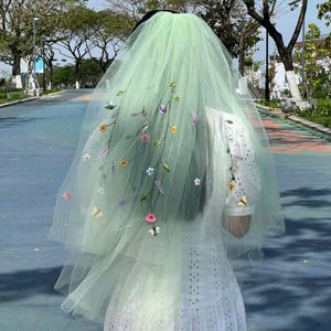 Embroidered Tulle Flower Veil – Unique Bridal Veil With Flowers, Bridal Veil, Summer Fall Wedding, Floral Embroidery Wedding Veil