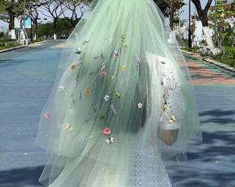 Embroidered Tulle Flower Veil – Unique Bridal Veil With Flowers, Bridal Veil, Summer Fall Wedding, Floral Embroidery Wedding Veil