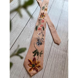 Custom Embroidered Tie, Hand Embroidered Tie, Floral Embroidered Tie, Father of the Groom gift, Best Men Gift, Bridal Gift, Father Gift