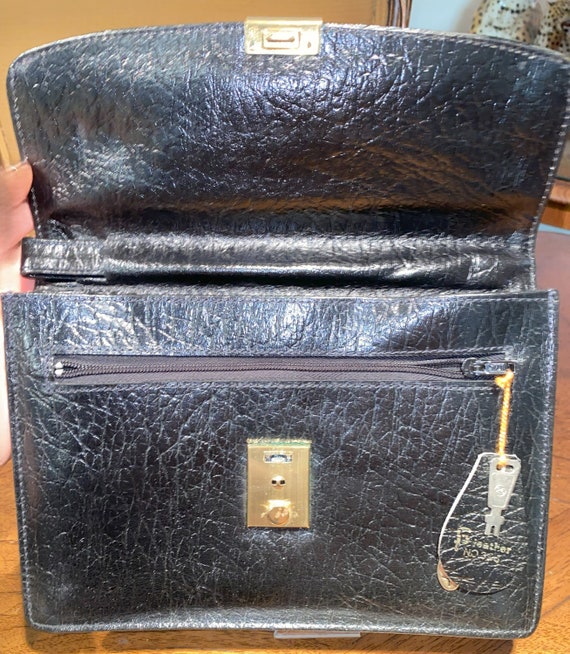 SP Leather No. 326 Lockable Purse 9” x 6” - image 6