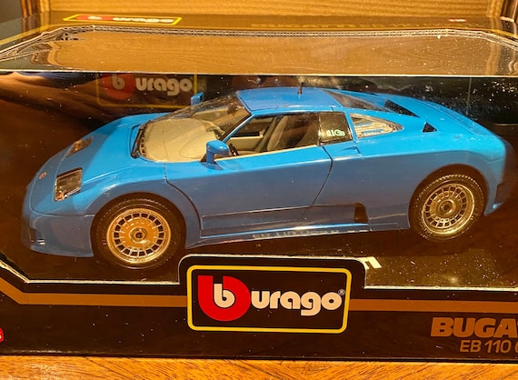 Vtg Bburago Bugatti EB 110 (1991) Cod. 3035 Model Car 1/18 Scale
