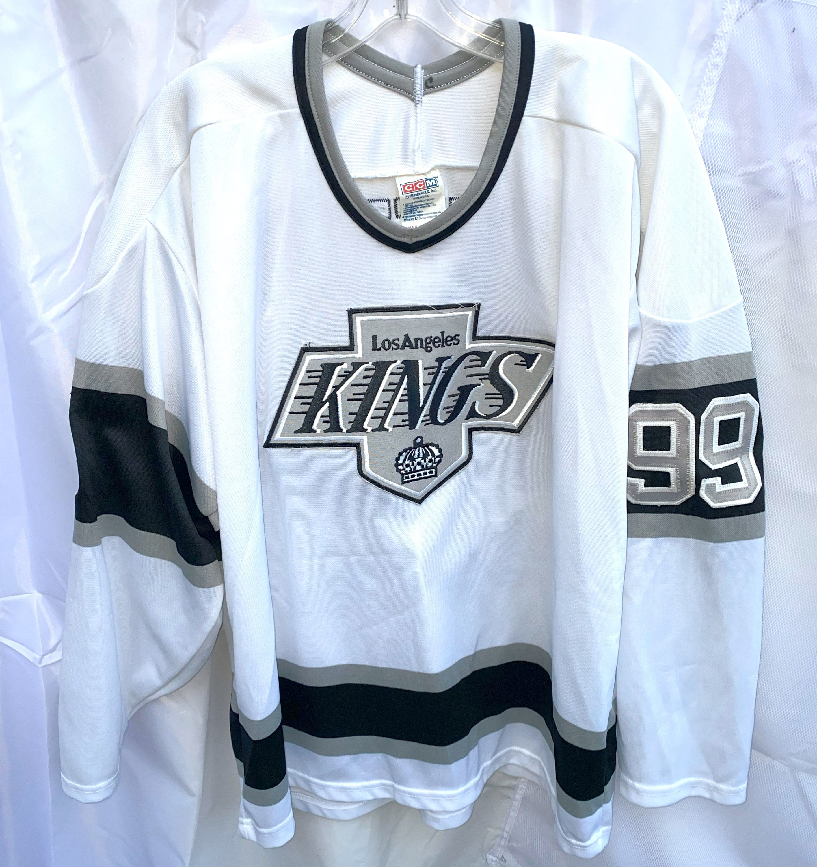 Vtg 1992 CCM NHL LA Kings Wayne Gretzky Jersey Sz Large - Etsy Vtg 1992 CCM NHL LA Kings Wayne Gretzky Jersey Sz Large - Etsy