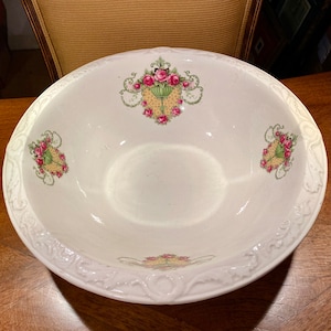 Antique 19th Century Face Wash Porcelain Ceramic Basin Bowl