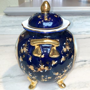 Vintage Limoges Castel France Porcelain Gilt Cobalt Two-Handle Decorative Pot image 8