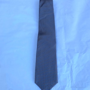 Robert Talbott Satel’s Best of Class 100% Silk Necktie Standard Size Made in USA