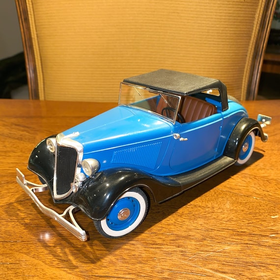 【希少】SOlIDO FORDSTAR 1934 1/18 ミニカー Solido Ford V8 Roadster 1934 Sky Blue & Black Model Car 1/19 Scale
