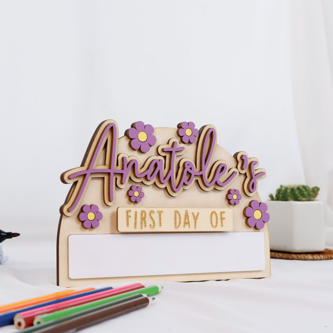 First & Last Day of School Daisy Wood Sign, Custom Dry Erase Back to ...