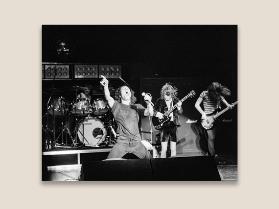 ミュージシャンACDC　純銀 AC/DC Back in Black Tour Photo: 1980 Oslo Concert, Museum Quality