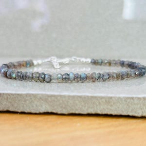 Dainty Labradorite Bracelet: Delicate Gray Gemstone, Minimalist Jewelry