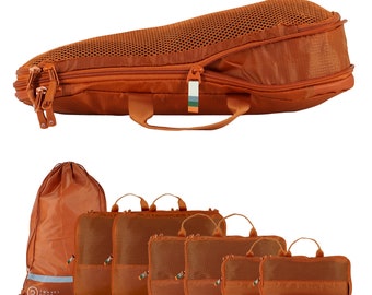 TRAVEL DUDE packing cube-set in gebrand oranje met compressie gemaakt van gerecyclede plastic flessen | Lichtgewicht verpakkingsblokjes | Kofferset