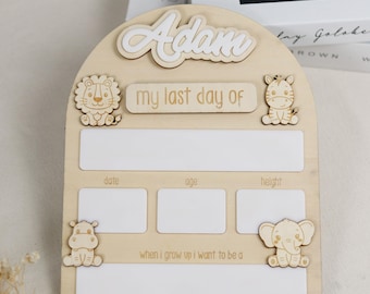 Personalized First Day of School Sign, 3D Jungle Animals Engraved Sign, Back to School Photo Prop, First & Last Day School Board for Kid
