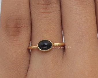 Natural Black Onyx Ring / 18k Gold Plated Solid Silver Ring / Natural Gemstone Ring / Minimalist Ring / Handmade Ring / Halloween Jewellery