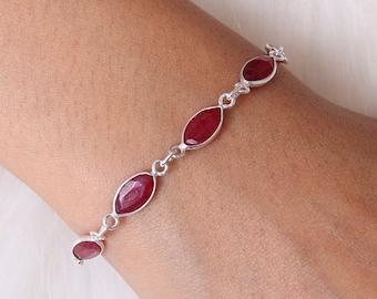 Rubinarmband / Armband i 925 sterlingsilver / Armband med födelsesten i juli / Handgjorda ädelstenssmycken / Armband med jubileumspresent